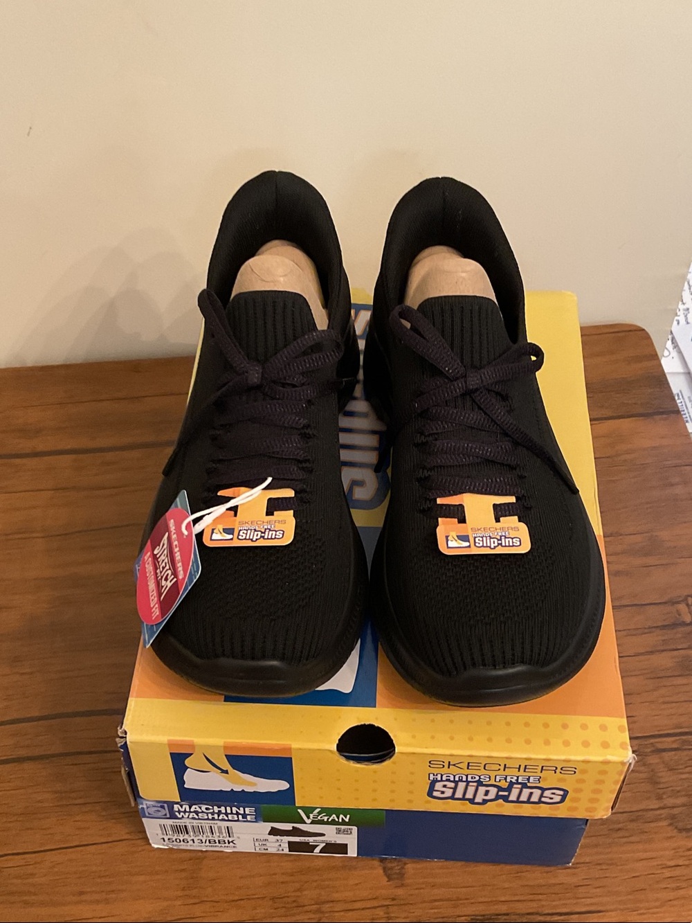 Skechers Women's Black Slip-Ins Knit Lace-Up Athletic Sneakers
